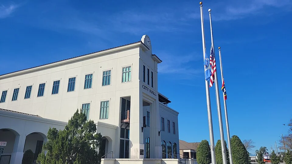 D’Iberville City Hall and flags